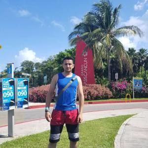 Meet your Posher, Angelo